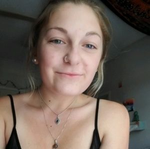 Meet your Posher, Jaclyn